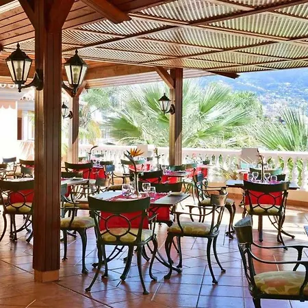 Pestana Miramar Garden & Ocean Szálloda 4*