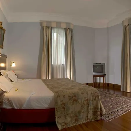 Pestana Miramar Garden & Ocean 호텔 4*