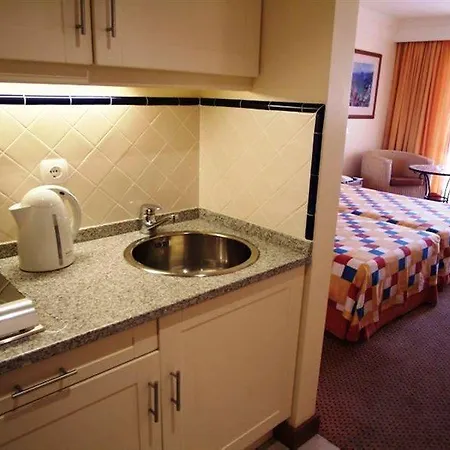 Hotel Pestana Miramar Garden & Ocean 4*